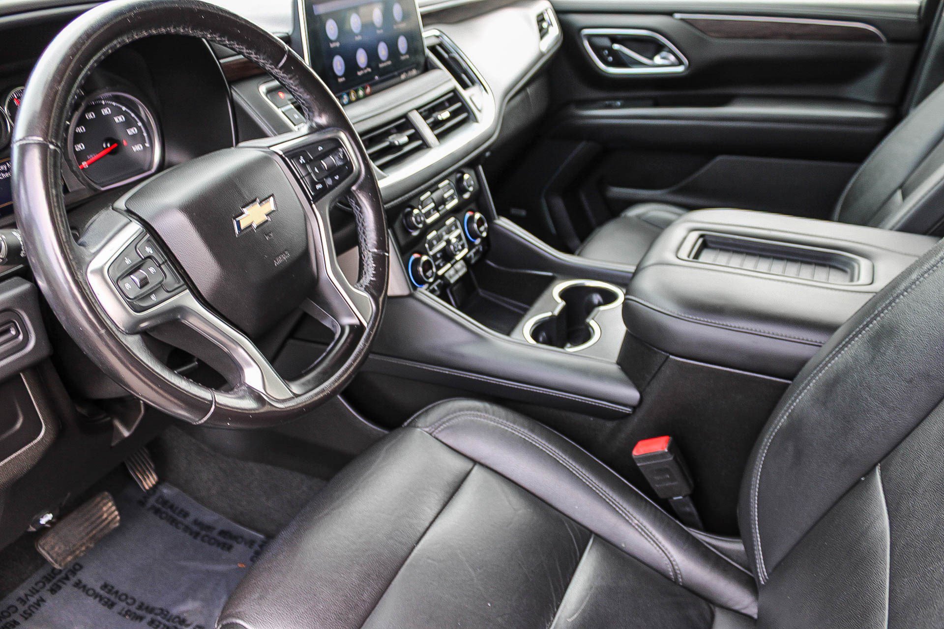 Used 2021 Chevrolet Suburban LT image 18