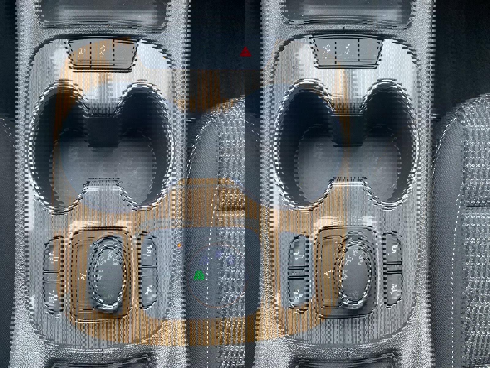 Used 2023 GMC Acadia SLE w/ Driver Convenience Package AWD/4WD image 48