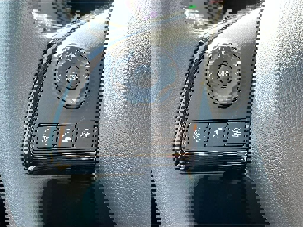 New 2026 Mitsubishi Eclipse Cross LE image 35