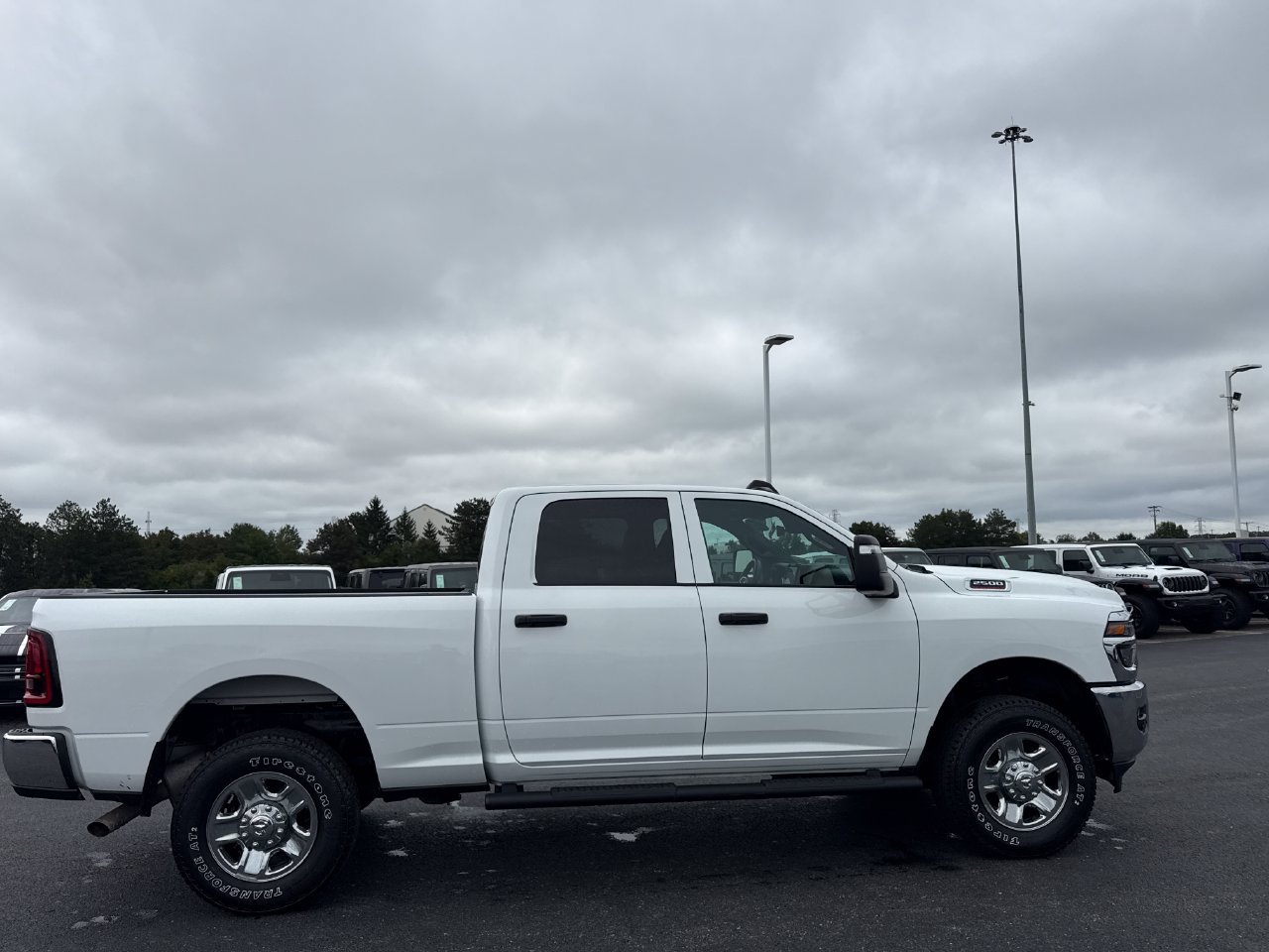 Used 2025 RAM 2500 Tradesman AWD/4WD image 2