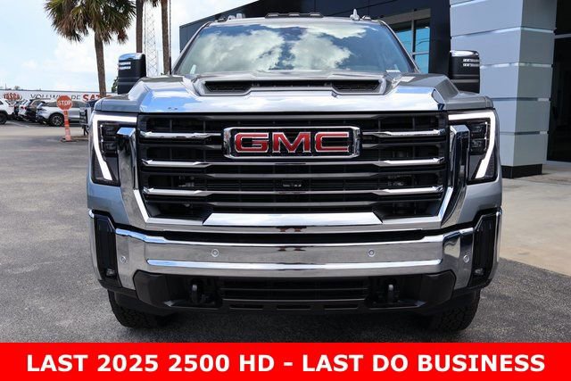 New 2025 GMC Sierra 2500 SLT w/ SLT Premium Package image 3