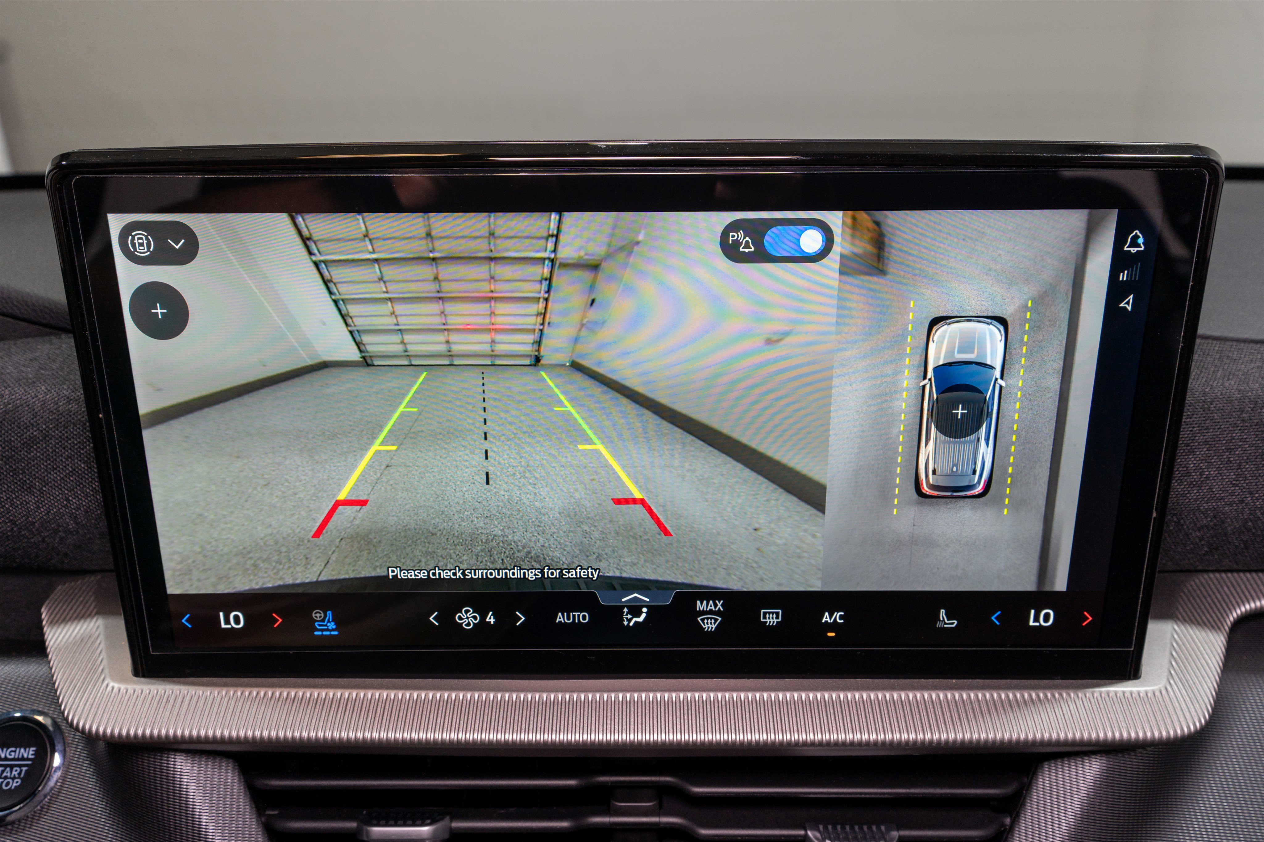 Used 2025 Ford Explorer ST AWD/4WD image 21