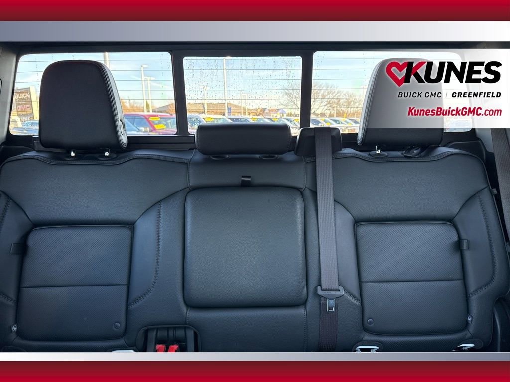 Used 2024 GMC Sierra 2500 Denali AWD/4WD image 36