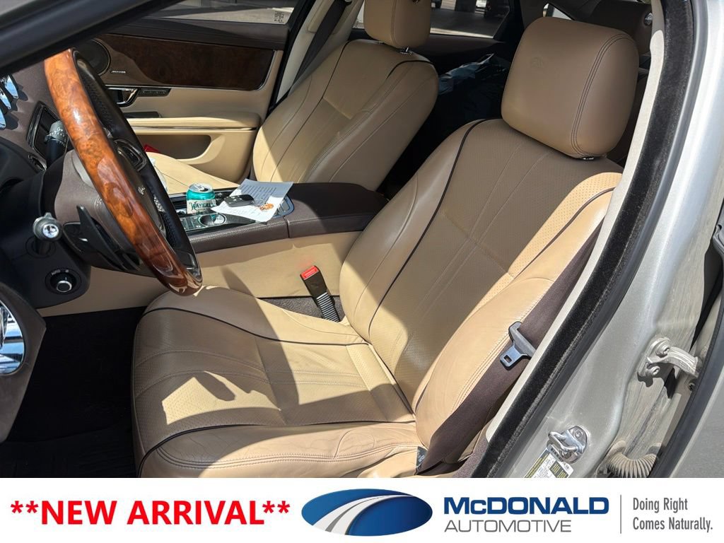 Used 2016 Jaguar XJ R-Sport AWD/4WD image 4