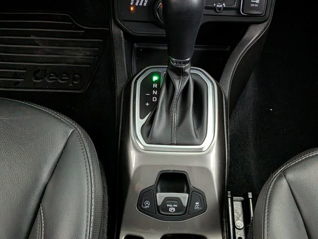 Used 2020 Jeep Renegade Limited w/ Advanced Technology Group image 28