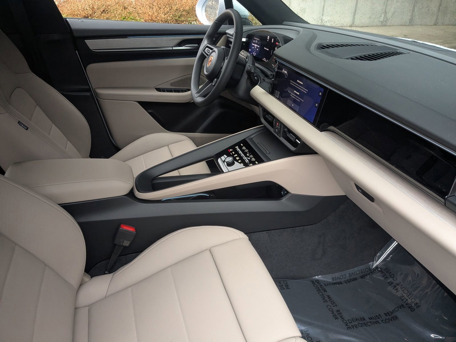 New 2026 Porsche Macan 4 Electric AWD/4WD image 26