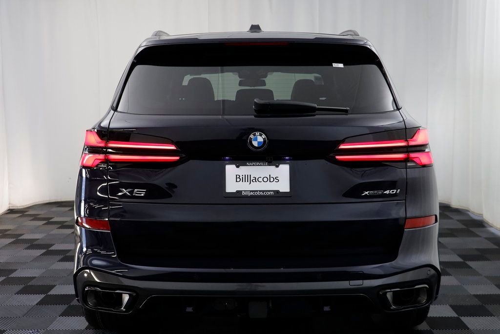 New 2026 BMW X5 xDrive40i w/ M Sport Package AWD/4WD image 16