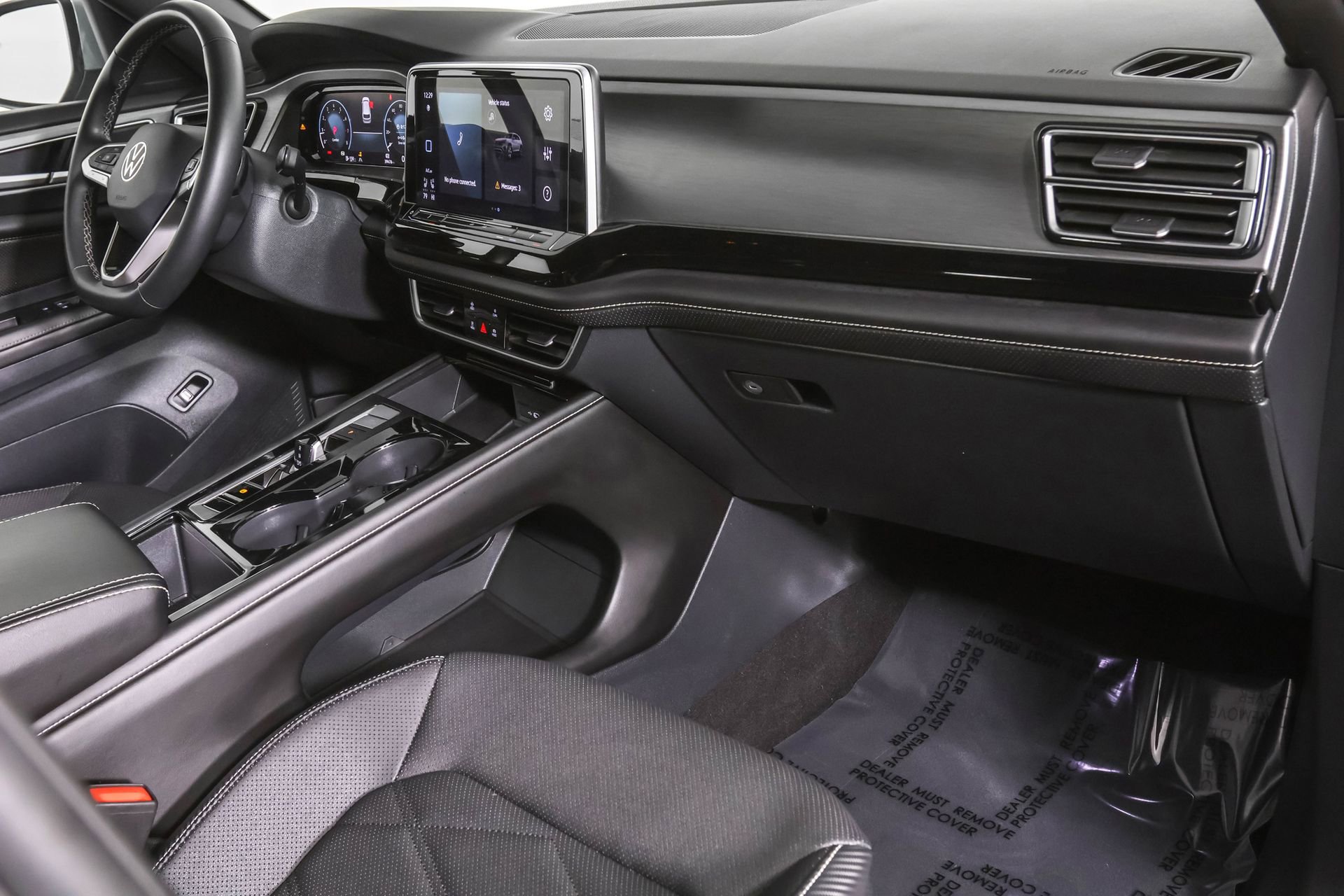 Used 2024 Volkswagen Atlas Cross Sport SE image 41