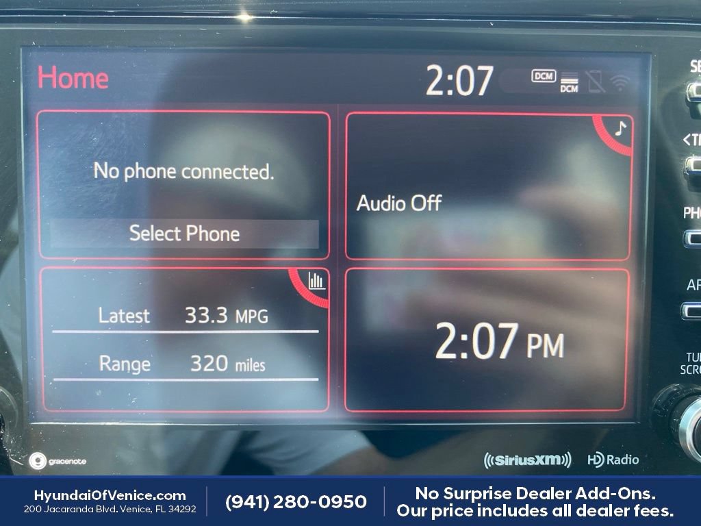 Used 2020 Toyota Highlander LE FWD image 5