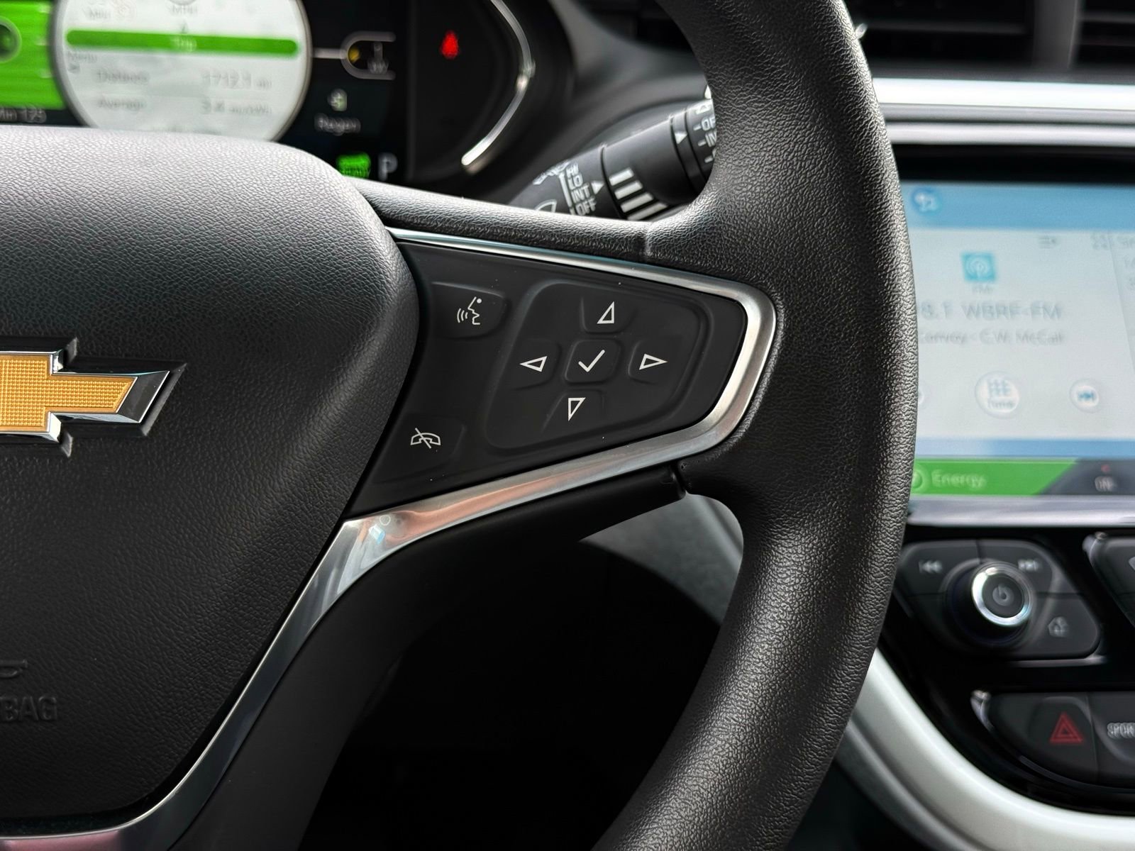 Used 2018 Chevrolet Bolt LT FWD image 27