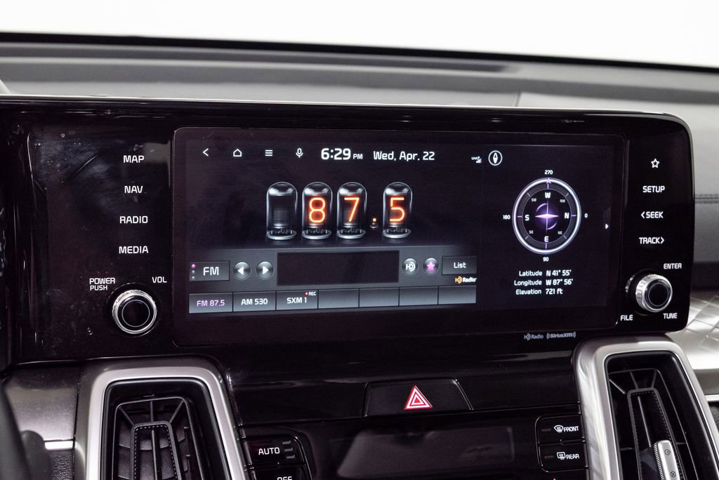 Used 2022 Kia Sorento S w/ Panoramic Sunroof Package image 18
