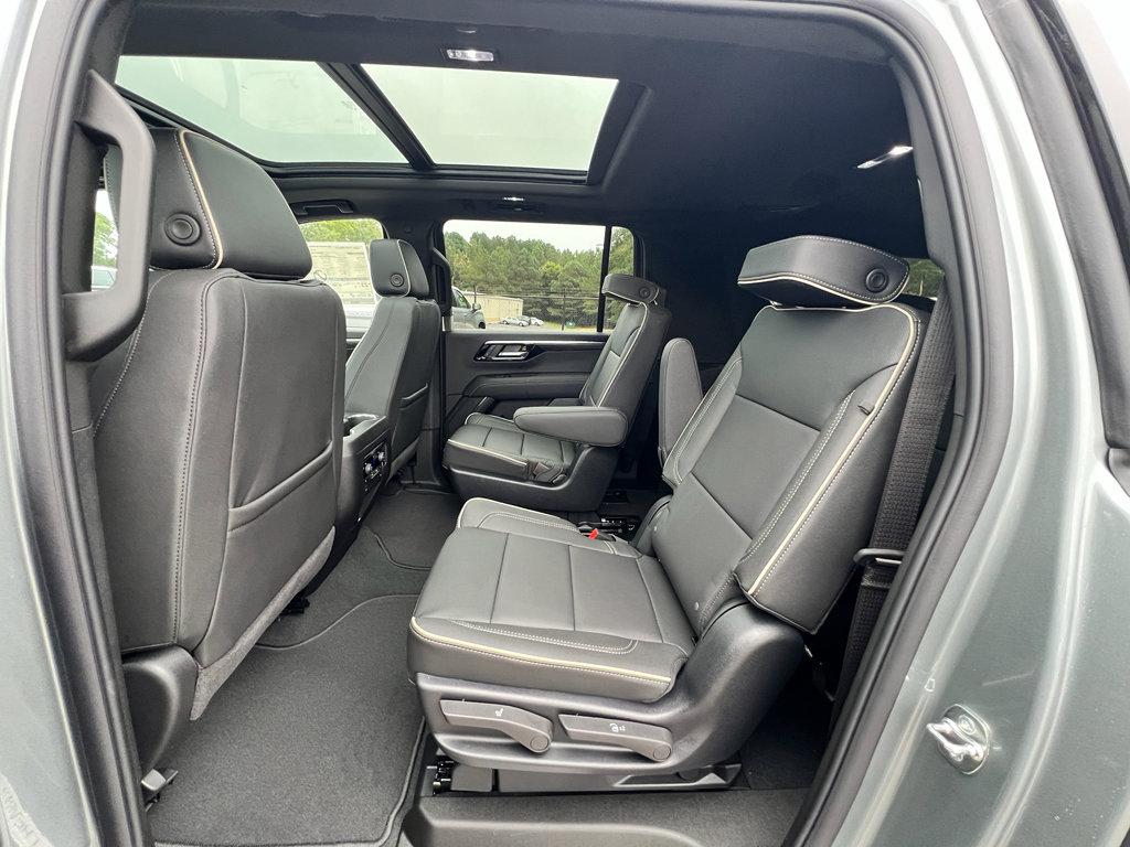 New 2026 Chevrolet Suburban Premier w/ Sun And Tow Package image 18