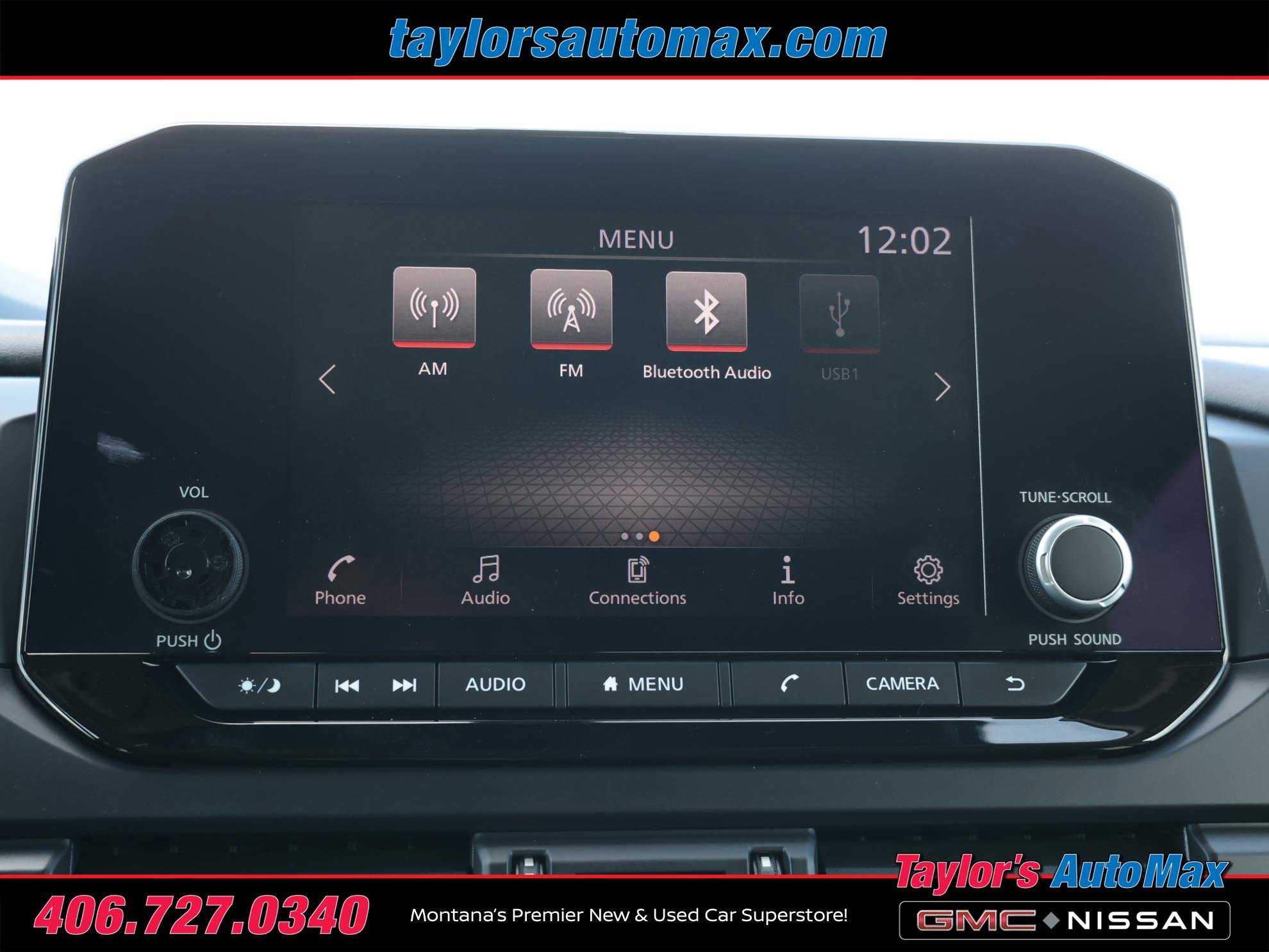 Used 2024 Nissan Pathfinder S image 14