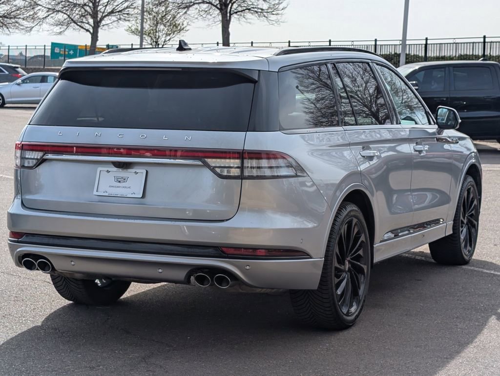Used 2023 Lincoln Aviator Reserve w/ Equipment Group 201A AWD/4WD image 6