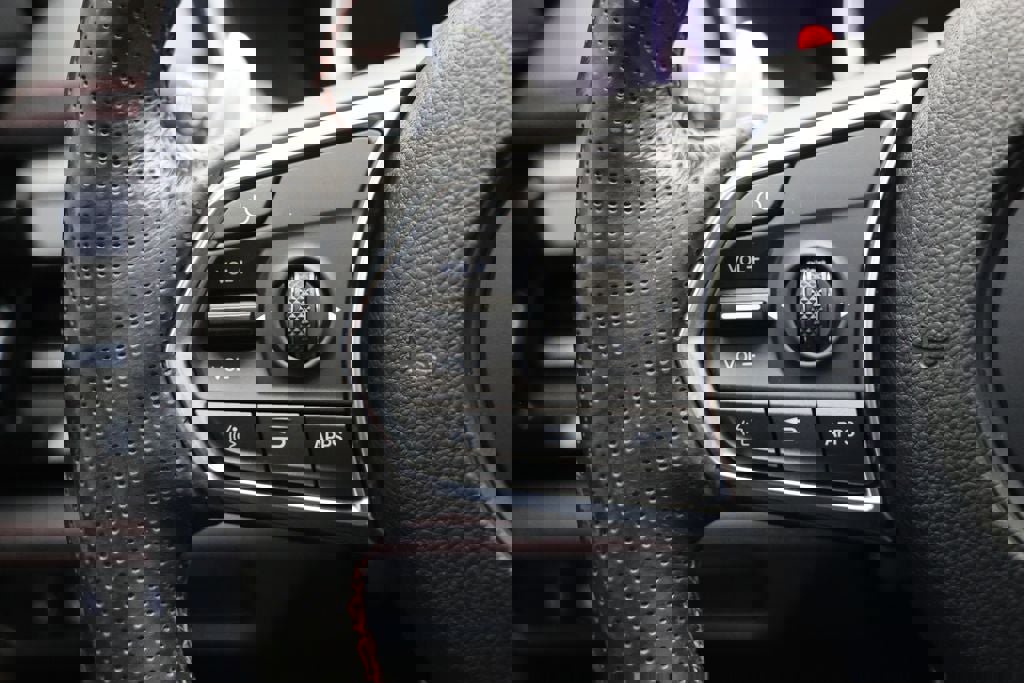 Used 2024 Acura MDX A-Spec image 25