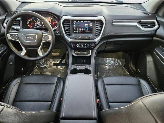 Used 2023 GMC Acadia SLT w/ Elevation Edition image 19