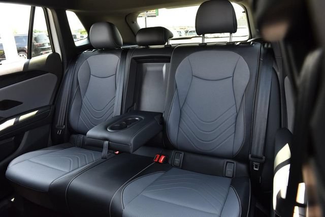 New 2026 Volkswagen Tiguan SE R-Line AWD/4WD image 22