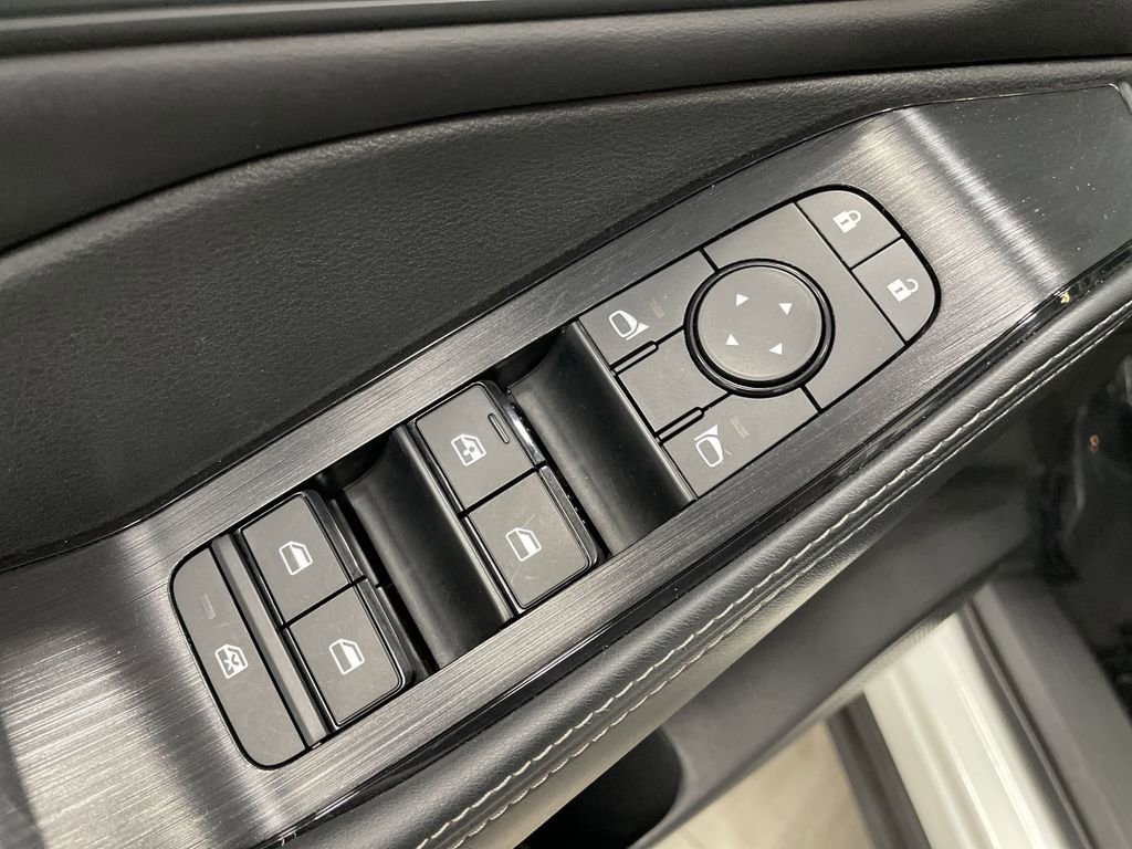 Used 2023 Nissan Rogue SV w/ SV Premium B Package image 29