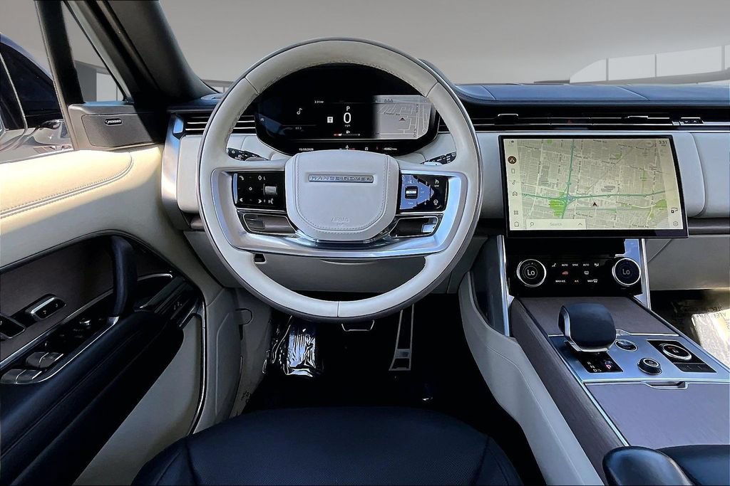 Certified 2023 Land Rover Range Rover SE AWD/4WD image 8