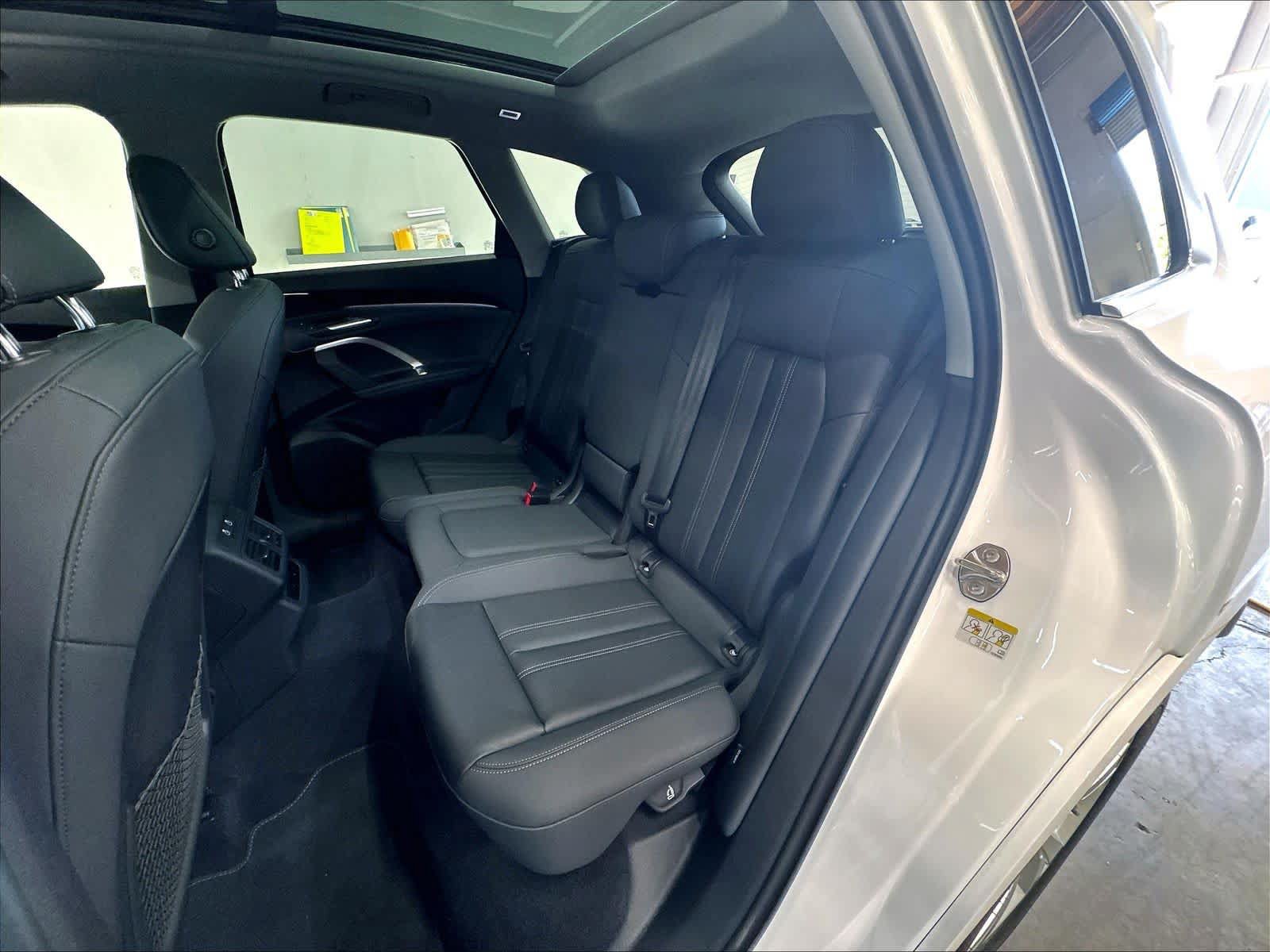 Certified 2025 Audi Q5 Premium AWD/4WD image 27