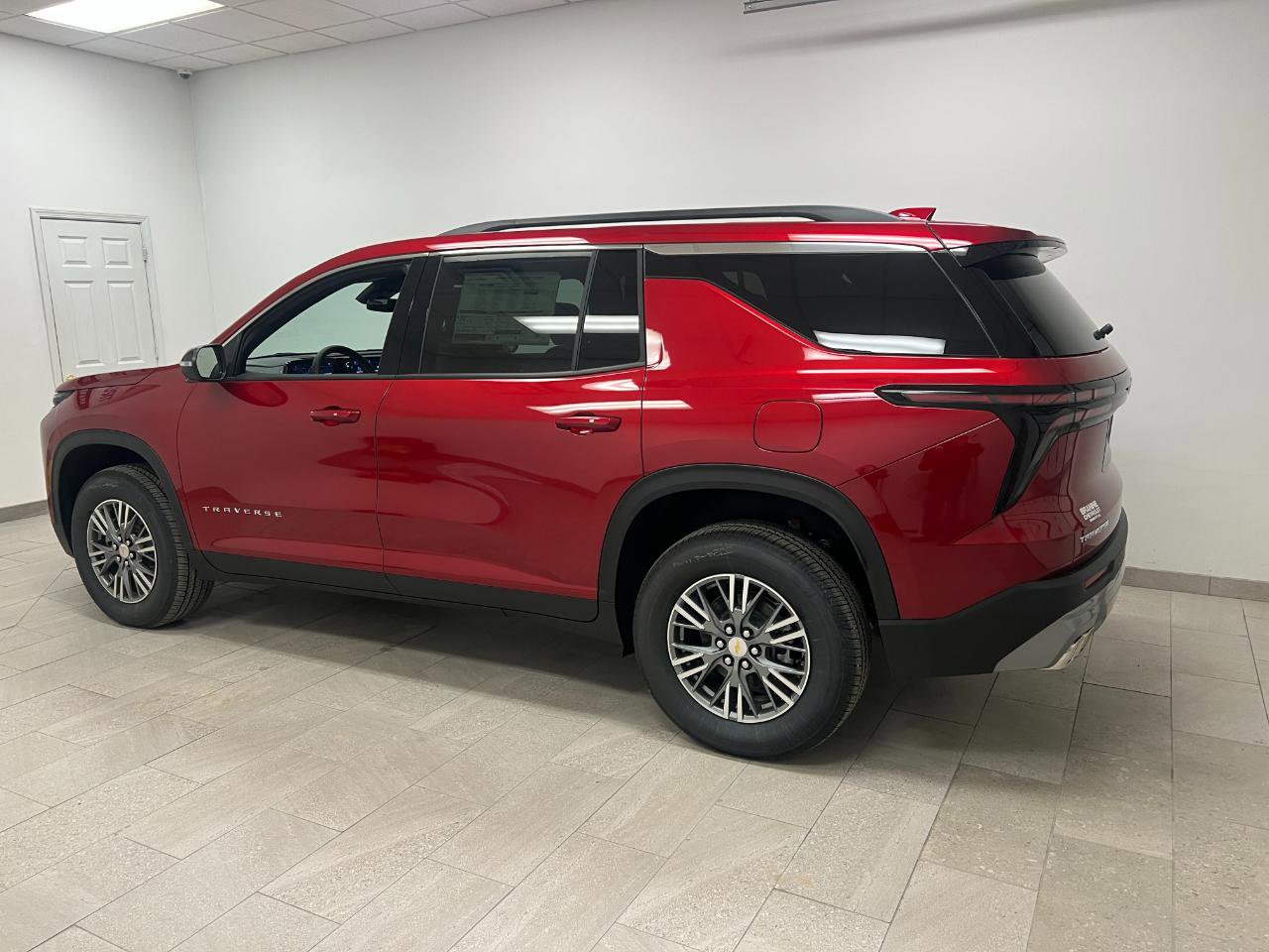 New 2026 Chevrolet Traverse LT FWD image 11