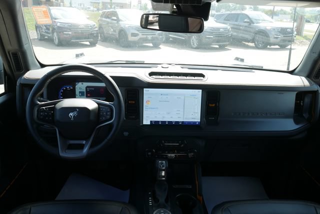 Used 2024 Ford Bronco Badlands AWD/4WD image 6