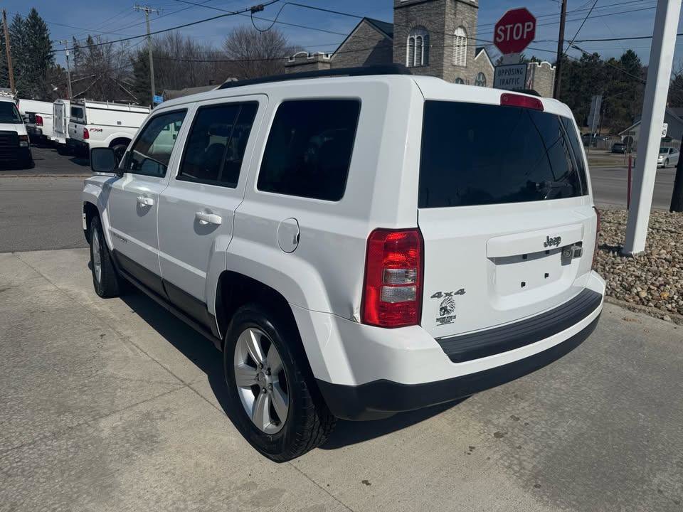 Used 2015 Jeep Patriot Sport w/ Power Value Group AWD/4WD image 3