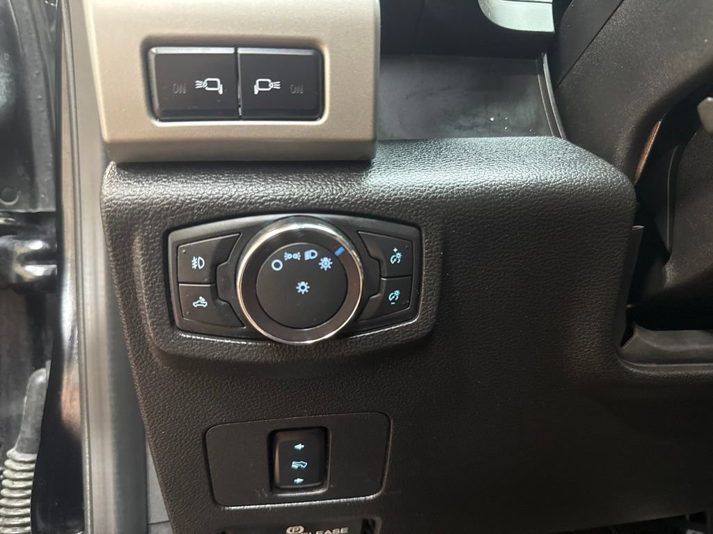 Used 2019 Ford F250 Lariat w/ Lariat Value Package AWD/4WD image 19