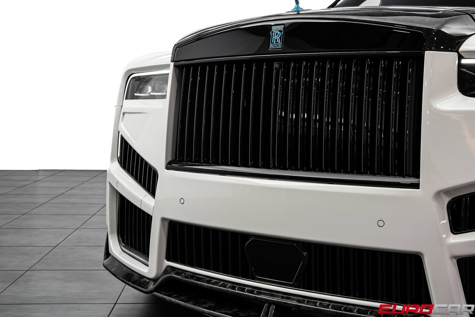 Used 2026 Rolls-Royce Cullinan AWD/4WD image 13