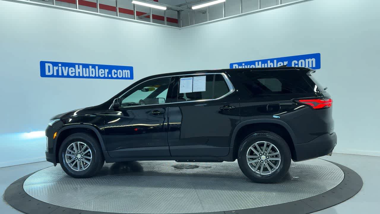 Used 2023 Chevrolet Traverse LS FWD image 8