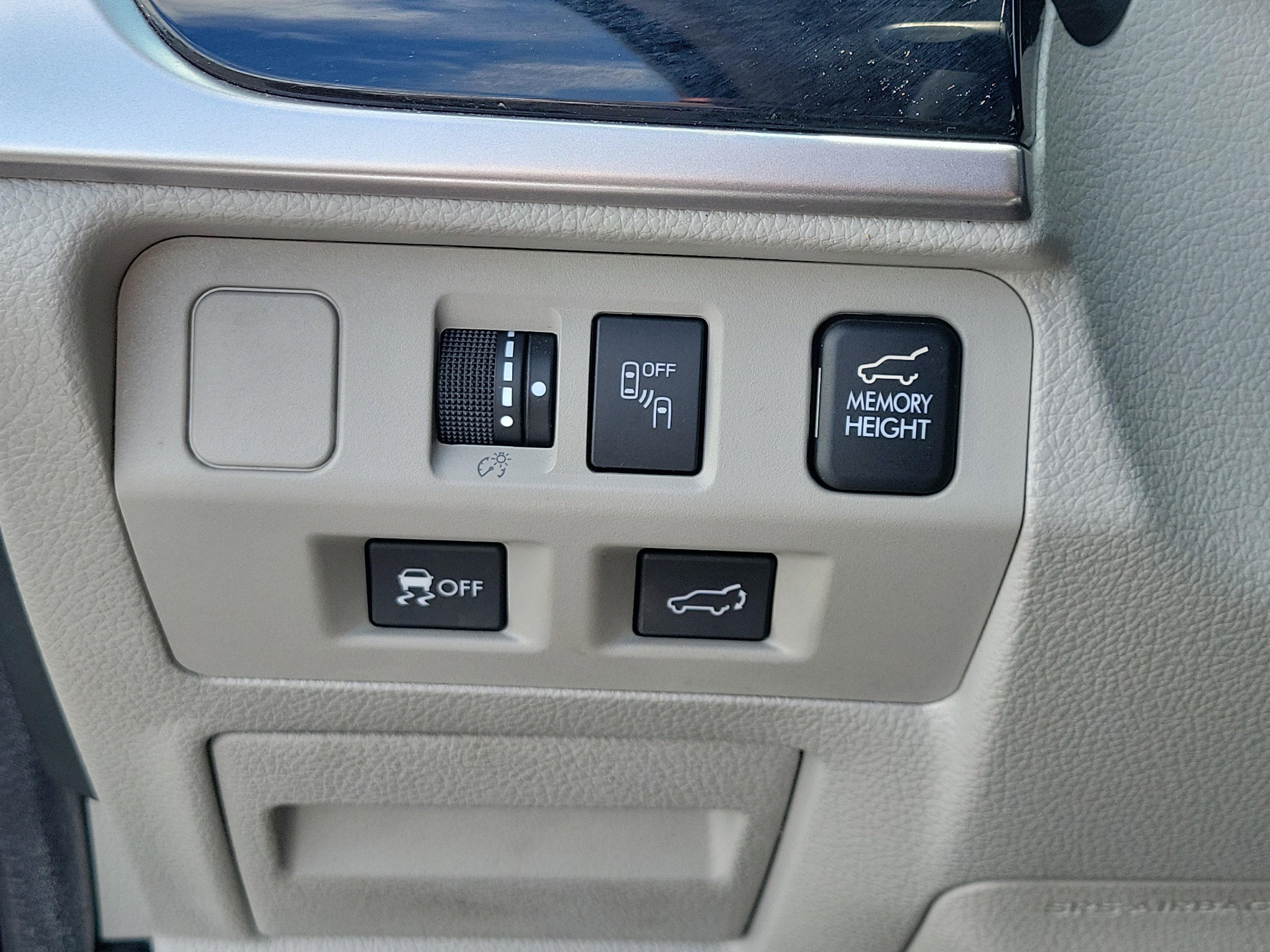 Used 2017 Subaru Forester 2.5i Limited image 30