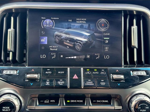 Used 2023 Lexus LX 600 F Sport w/ Accessory Package (A2) AWD/4WD image 36