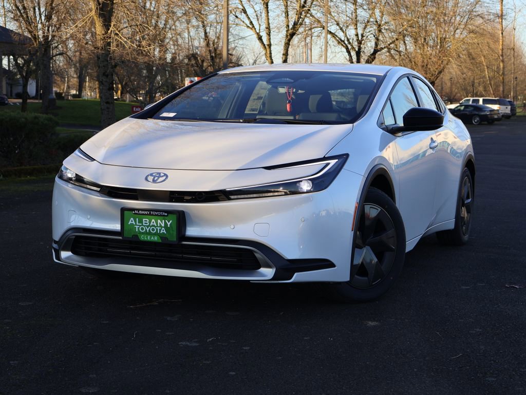 New 2026 Toyota Prius Plug-In Hybrid FWD image 1