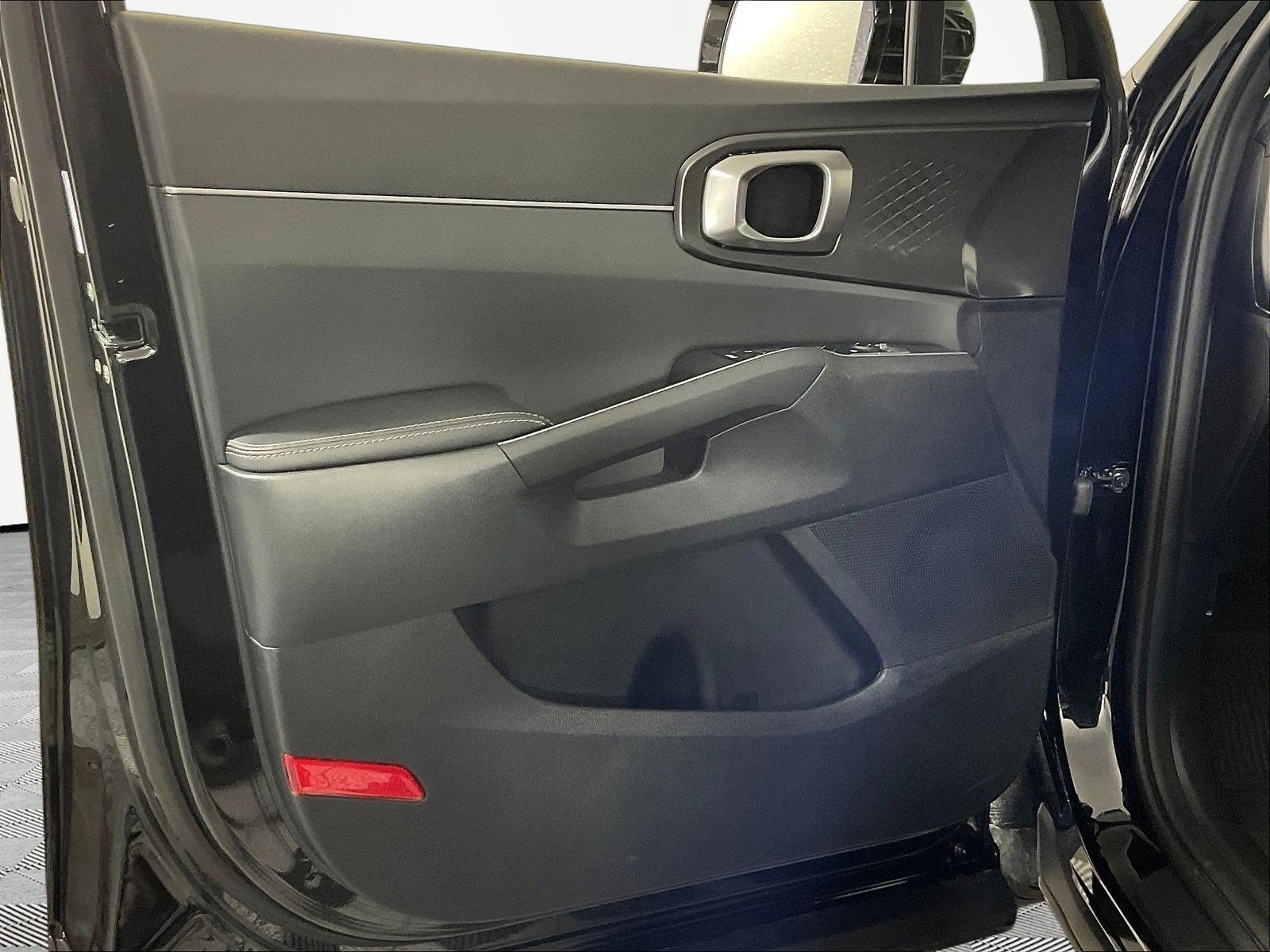 Certified 2026 Kia Sorento LX FWD image 20