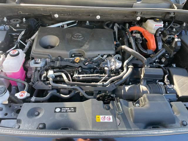 Used 2025 Toyota RAV4 XLE AWD/4WD image 22