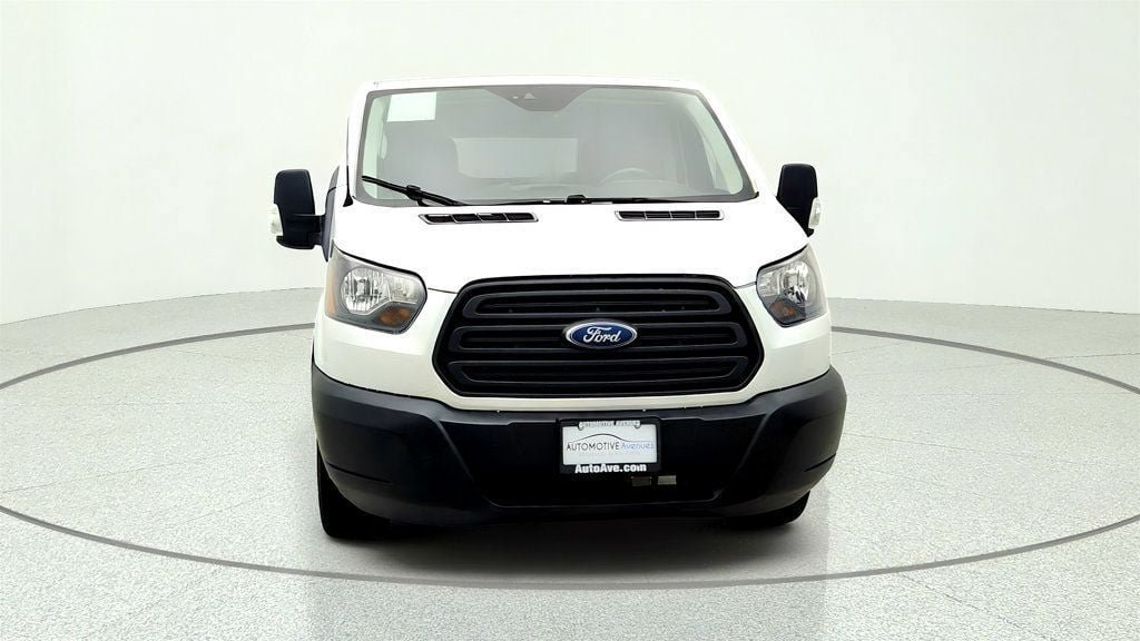 Used 2019 Ford Transit 150 130 Low Roof RWD image 2