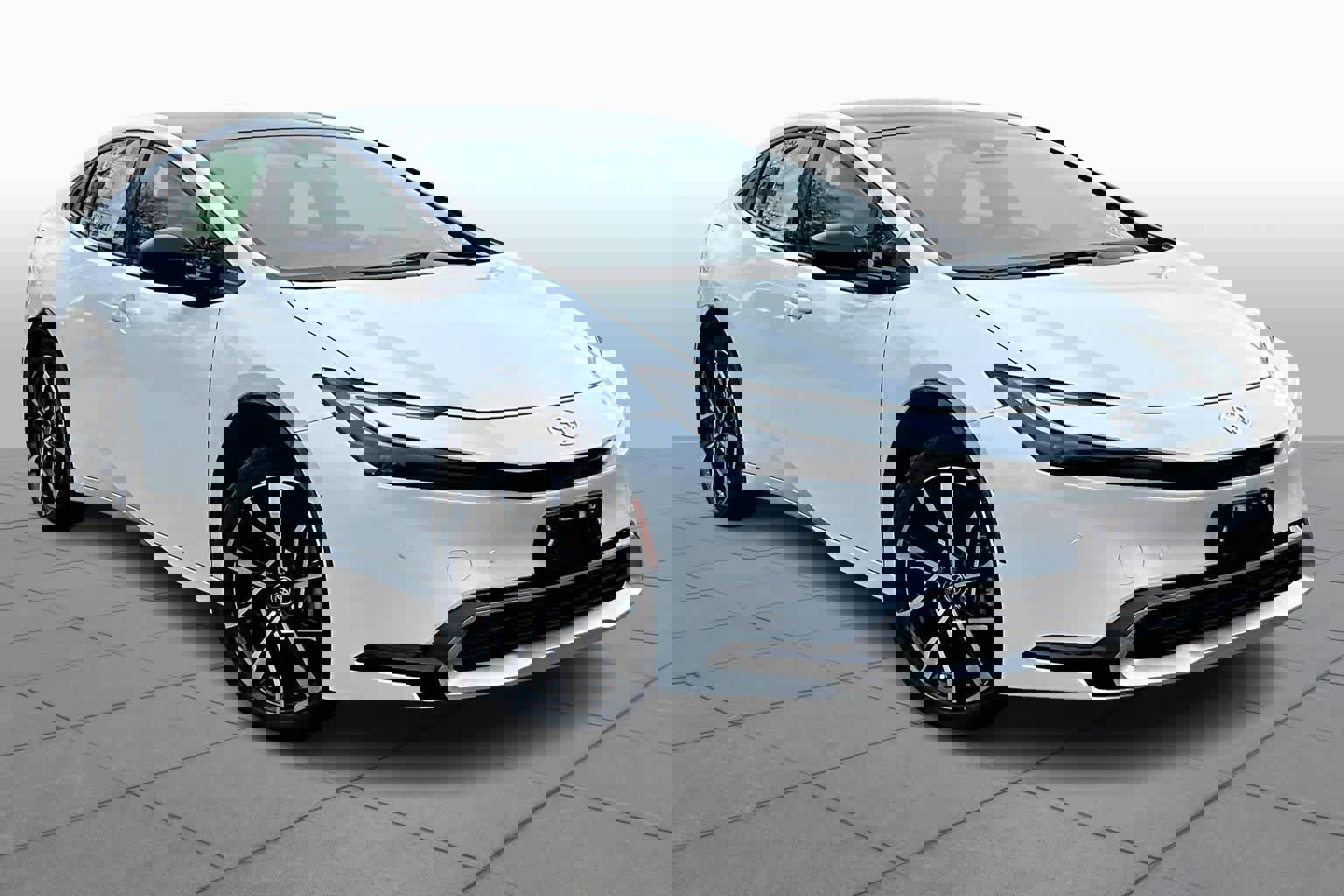 New 2026 Toyota Prius XSE image 2