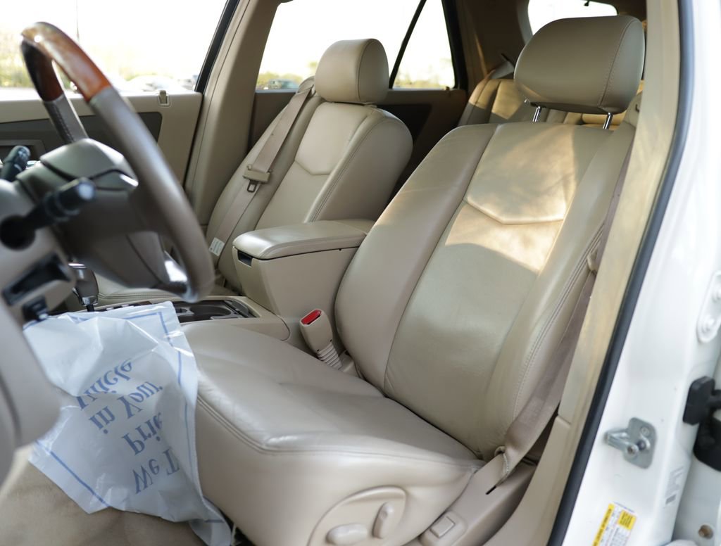 Used 2006 Cadillac SRX w/ Seating Package AWD/4WD image 19