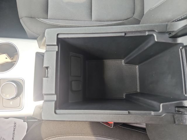 Used 2025 Chevrolet Blazer LT FWD image 25