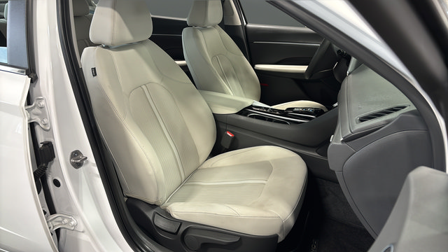 Used 2023 Hyundai Sonata SEL w/ Preferred Accessory Package FWD image 23