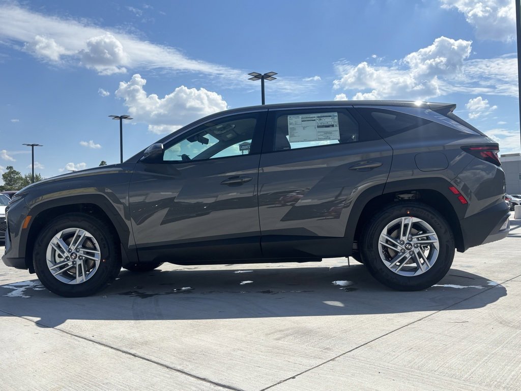 New 2026 Hyundai Tucson SE image 8