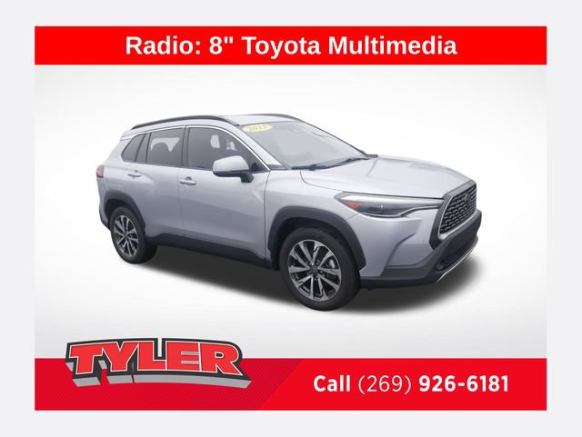 Used 2023 Toyota Corolla Cross XLE FWD image 1