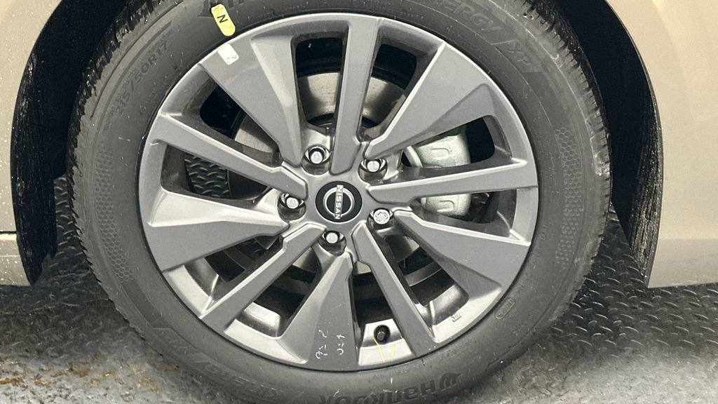 New 2026 Nissan Sentra SL w/ Floor Mat Package FWD image 23