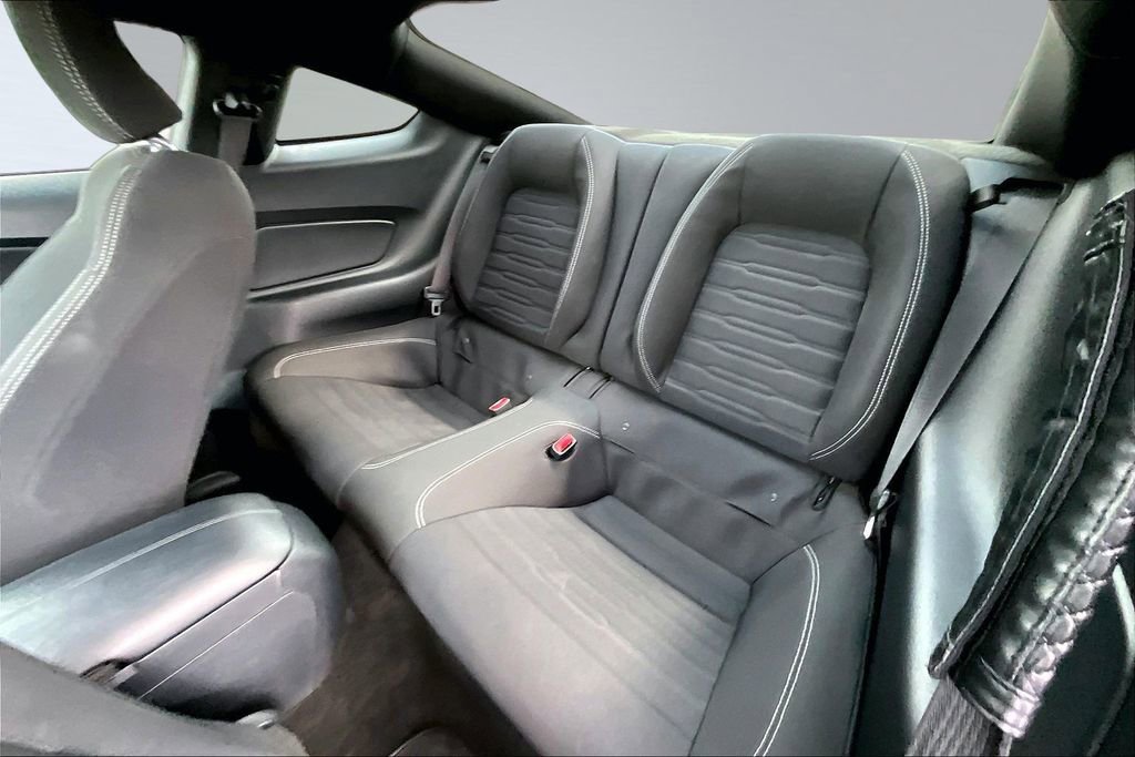 Used 2015 Ford Mustang GT RWD image 26