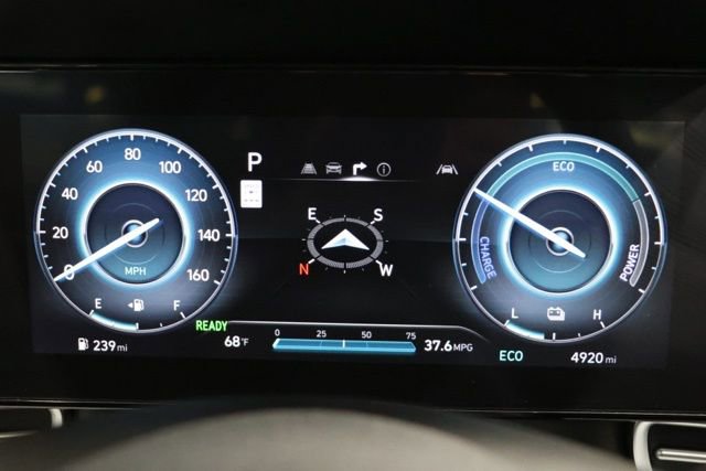 Certified 2025 Hyundai Elantra Limited image 21