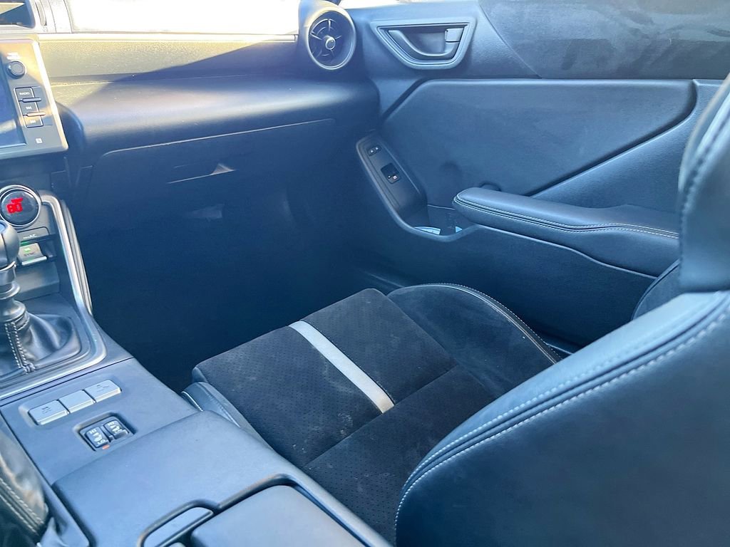 Used 2024 Toyota GR86 Premium RWD image 22