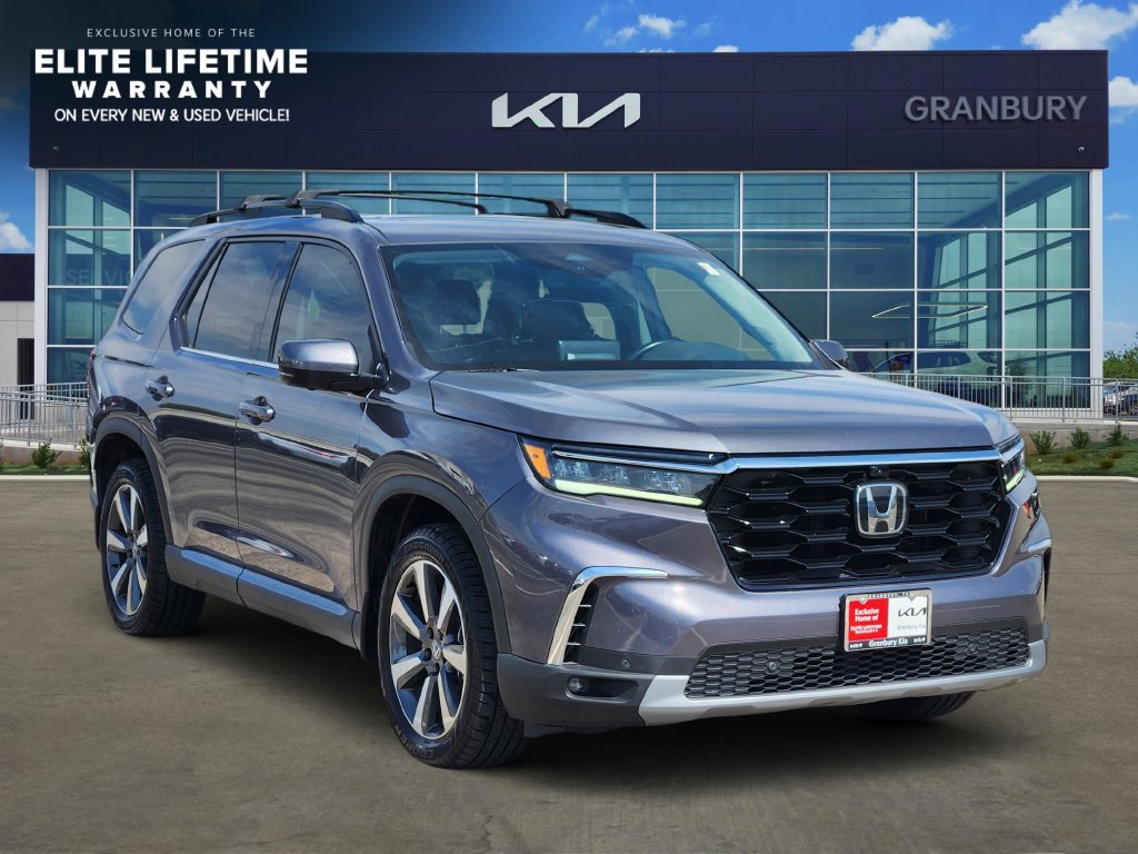 Used 2024 Honda Pilot Elite image 3