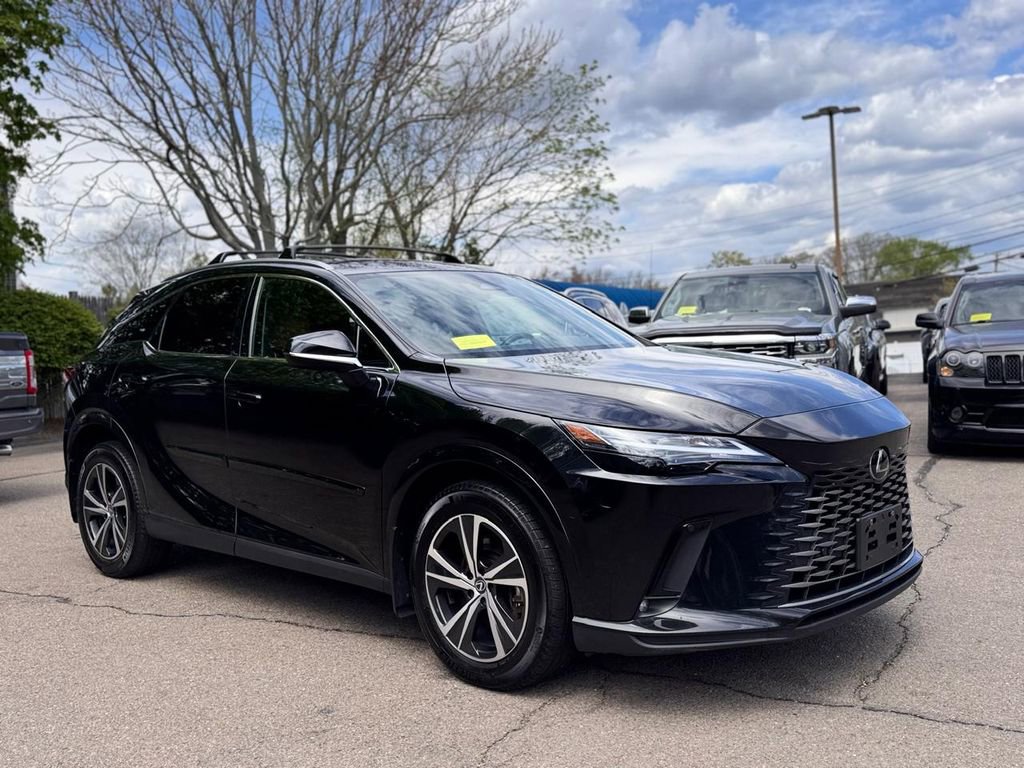 Used 2023 Lexus RX 350 Premium w/ Accessory Package AWD/4WD image 8