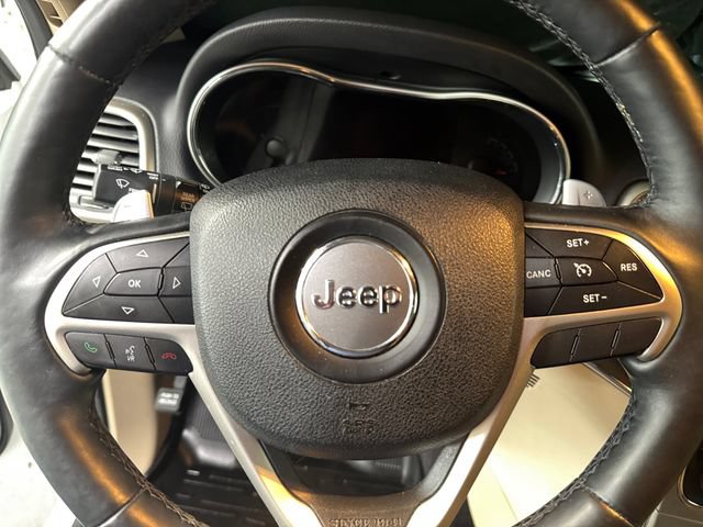 Used 2017 Jeep Grand Cherokee Limited w/ Trailer Tow Group IV AWD/4WD image 19