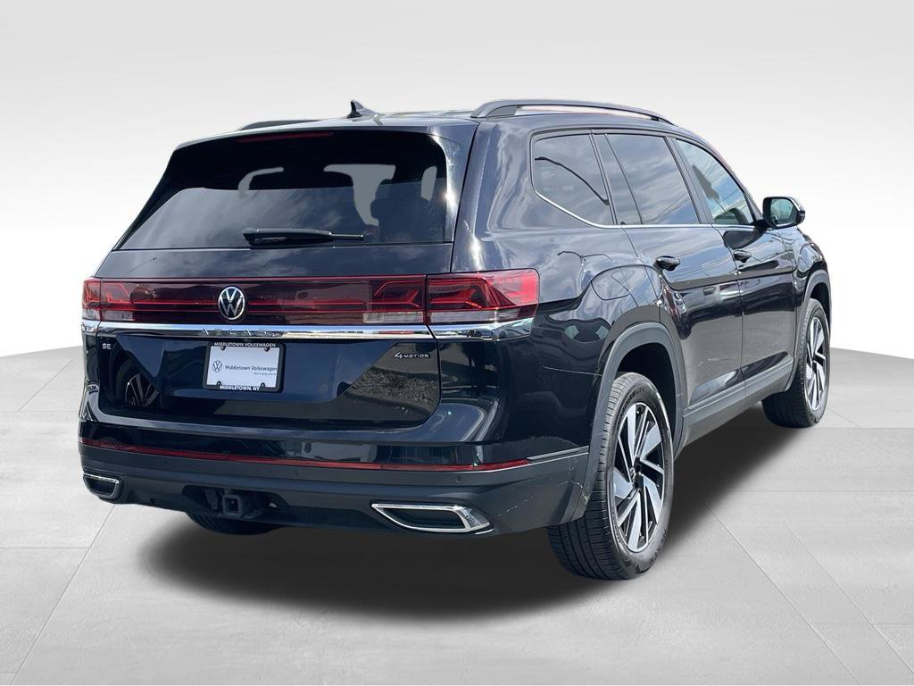 Used 2024 Volkswagen Atlas SE AWD/4WD image 4